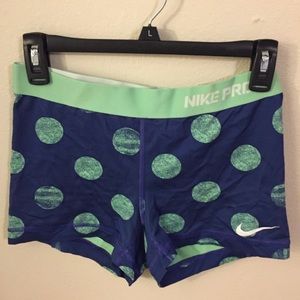 Nike pros